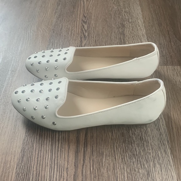 Also Kaeli Spiked Smoking Flats - Picture 3 of 15